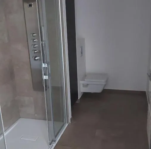 Neuf A 5 Min De La Et De L'aeroport